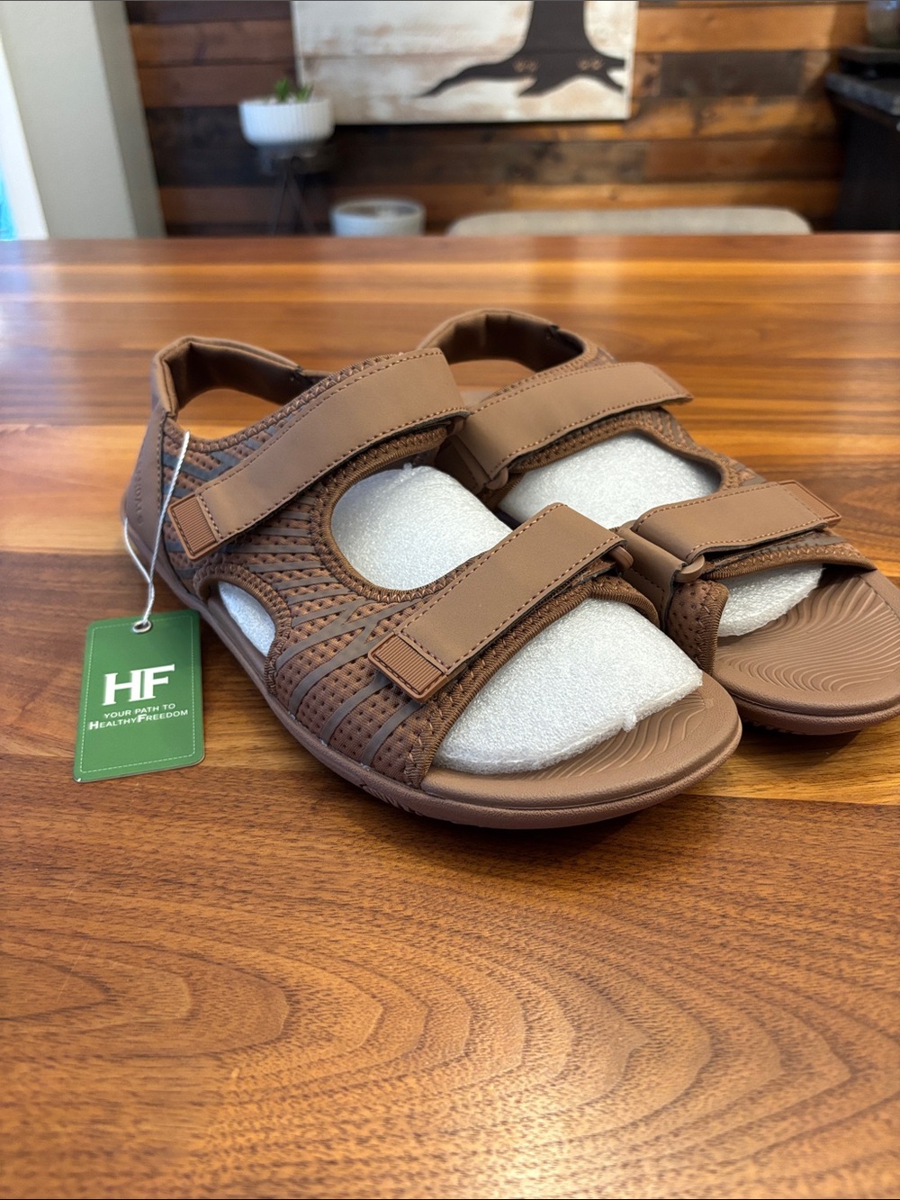 NWT New Hike Footwear Brown Bare Sandals Women Size 41 (10-10.5)